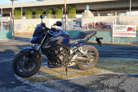 Honda CB650F training motorcycle for category A lessons