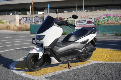 Yamaha NMAX 125 scooter for A1 licence lessons